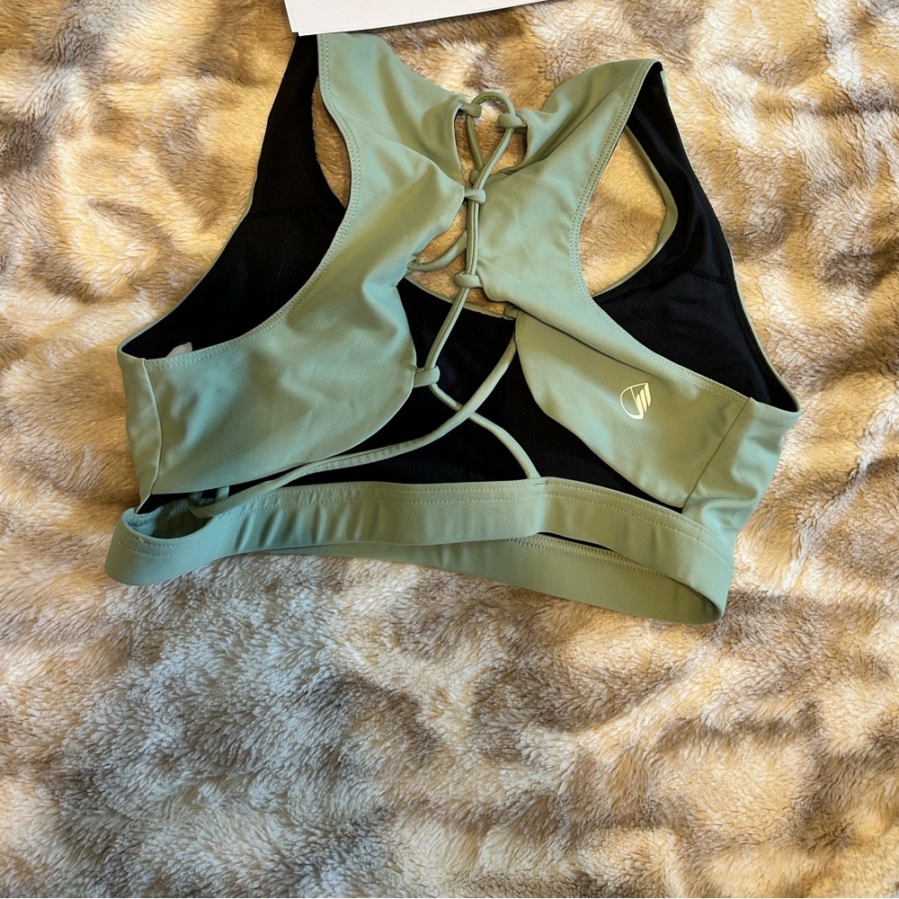 Amazon bra size medium - Picture 2 of 2